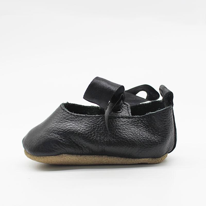 Baby Ballet Pumps Black Turning Point 0814545933